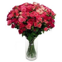 Букет из 25 веток кустовой розы - заказать доставку цветов онлайн